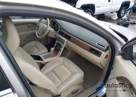 2009 Volvo S80 3.2 z USA, uszkodzony, nr VIN YV1AS982391106355